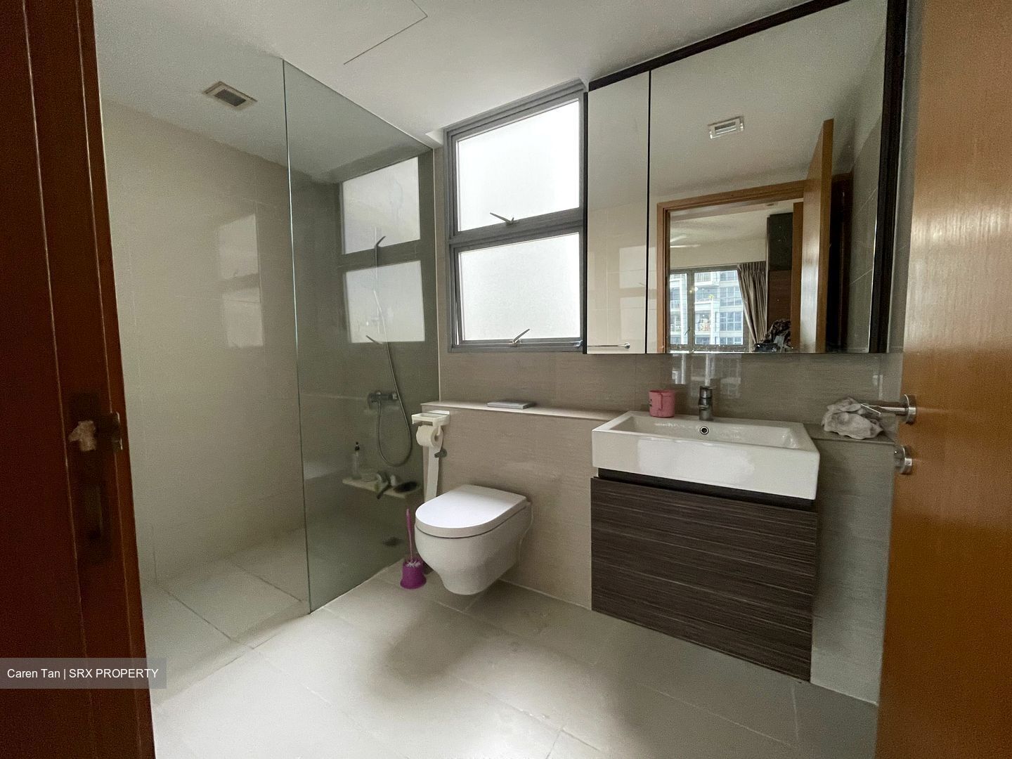 Prive (D19), Condominium #556354231